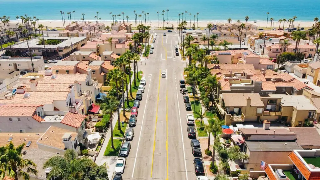 Intro Roofing in Huntington Beach